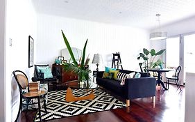 Margaret House ~ Circa 1930 Vacation Rental Coffs Harbour Australia